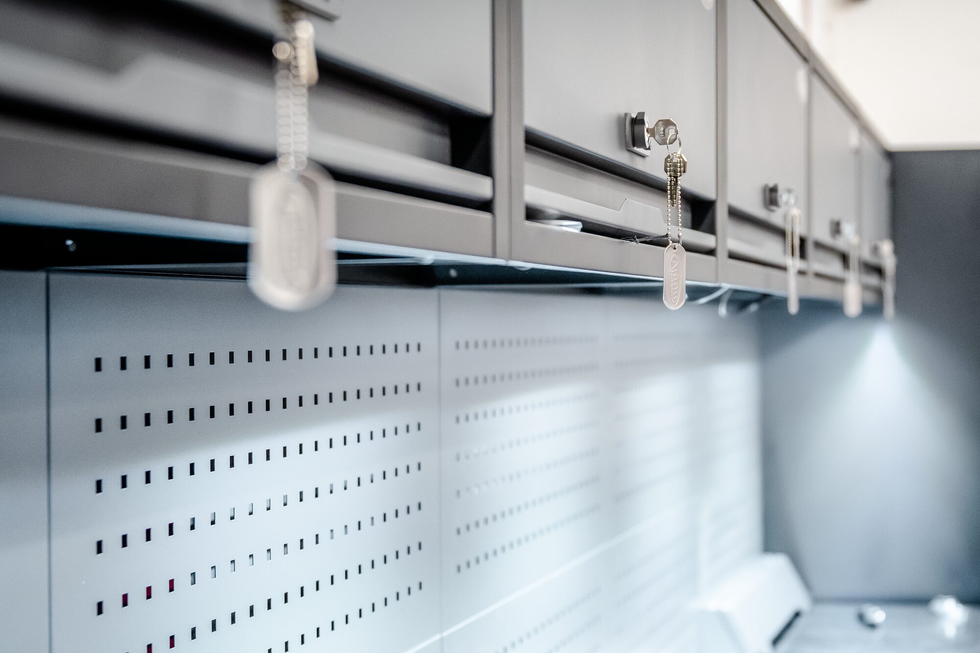 v6000-04xl_v6000-04_v6000-015_v6000-05_v7283anwendungmontage35