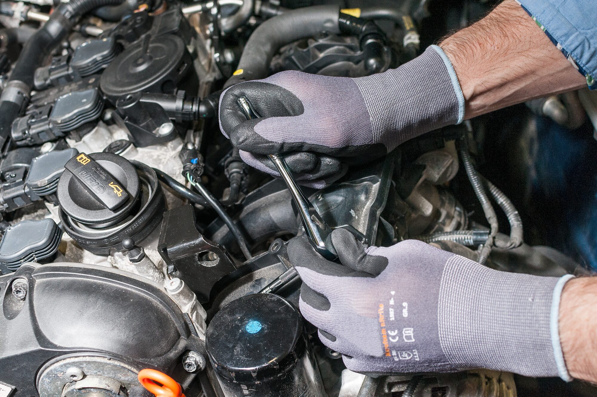 v4944-sanwendungpkw1