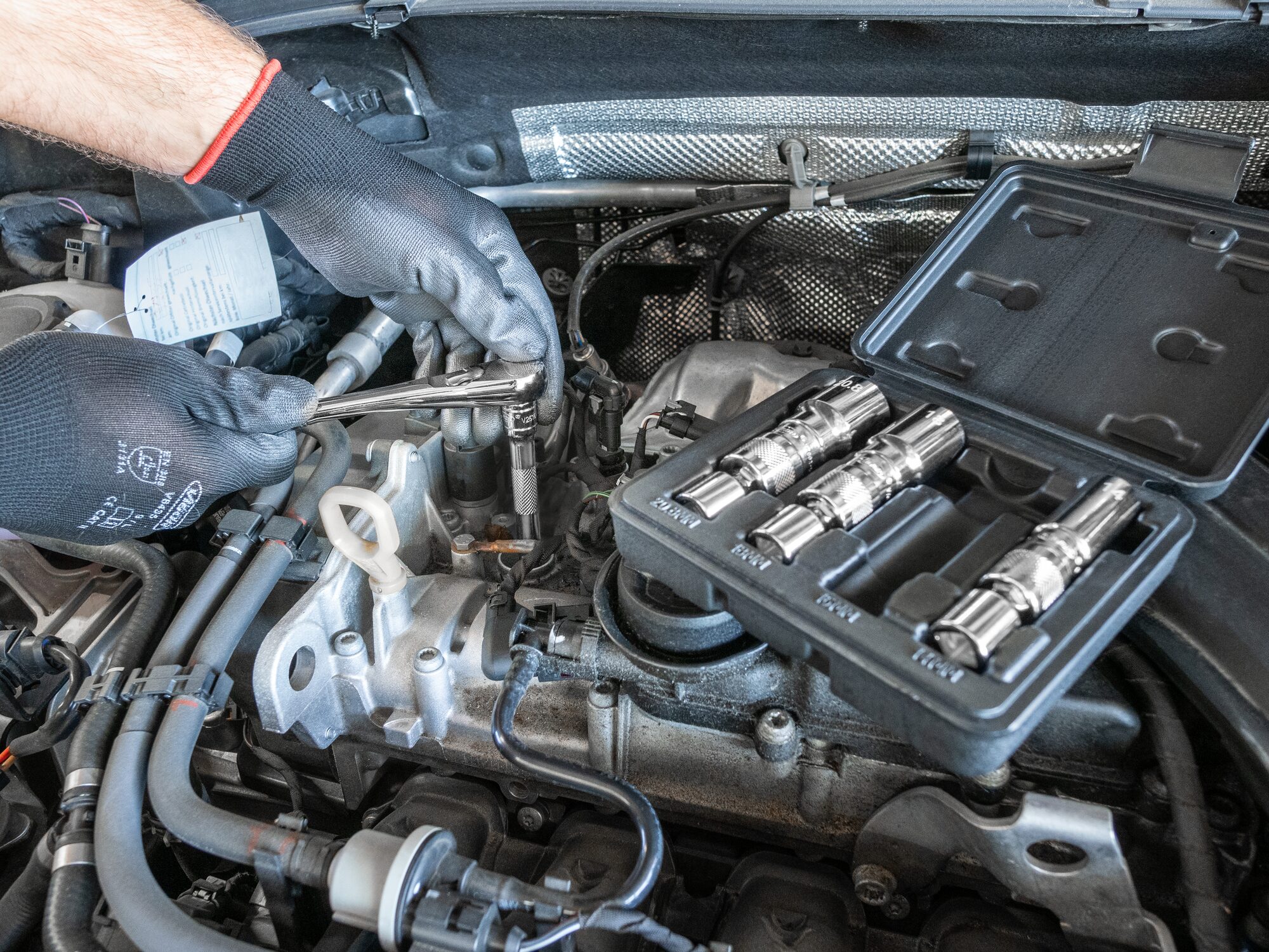 v7002_4anwendungpkw3