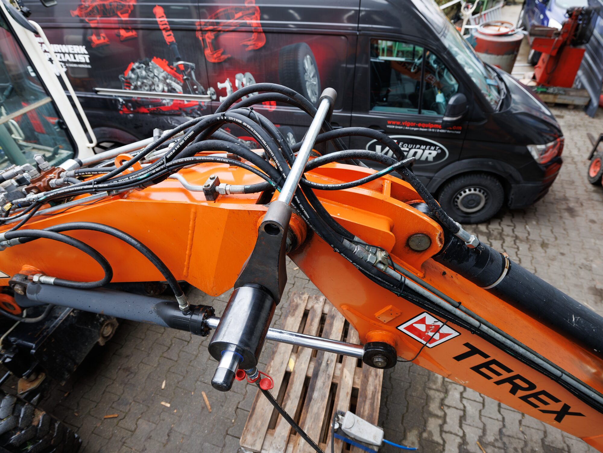 v4229_v8324anwendungnkw1