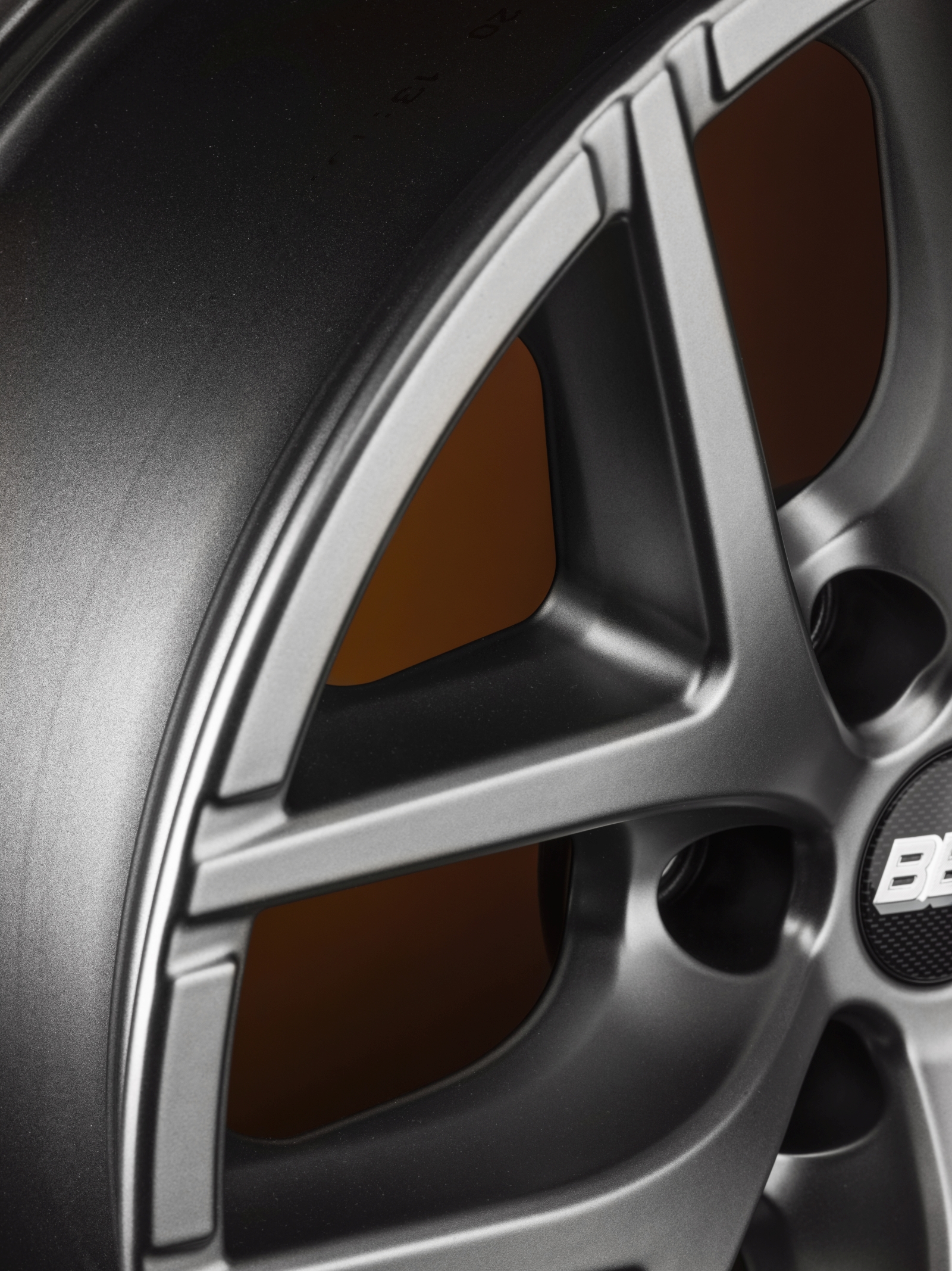 BBS-TL-A-platinumsilberseidenmatt_Detail04