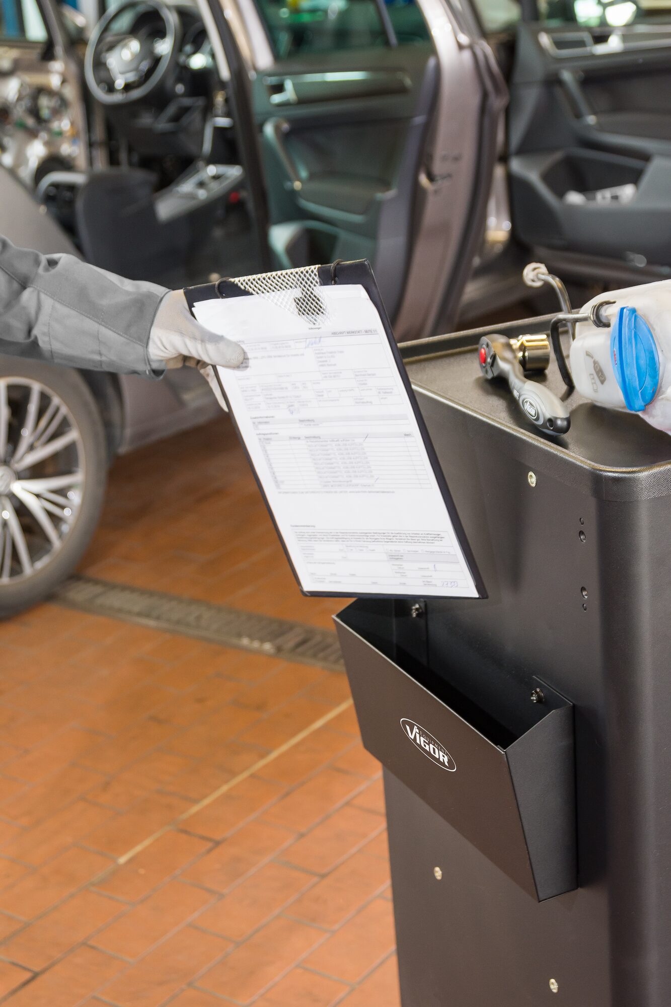 v6393-sanwendungpkw4