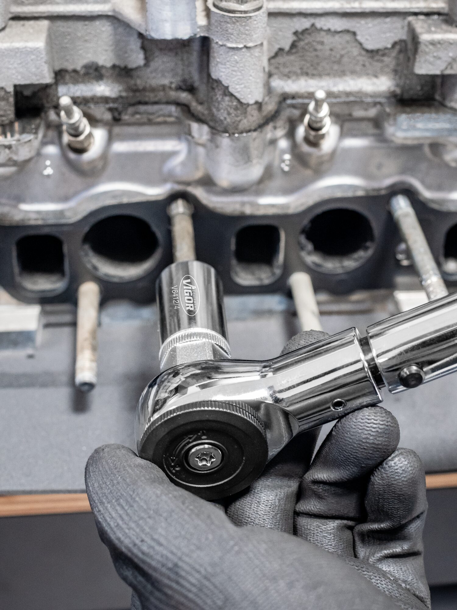 v6412_4anwendungpkw8