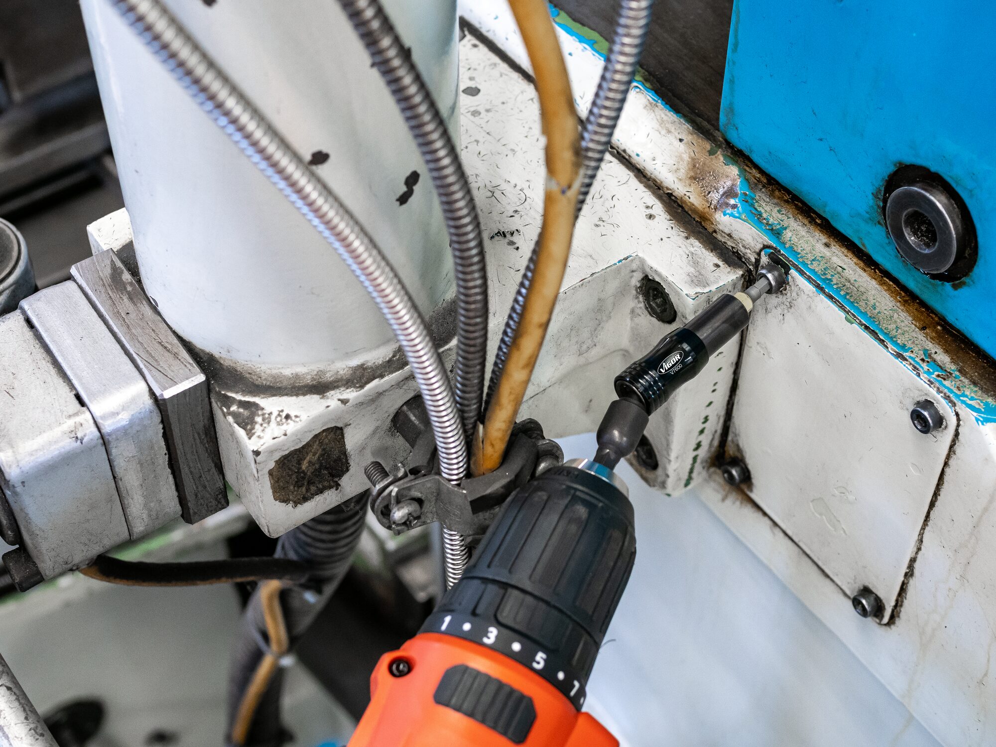 v7600anwendungindustrie1