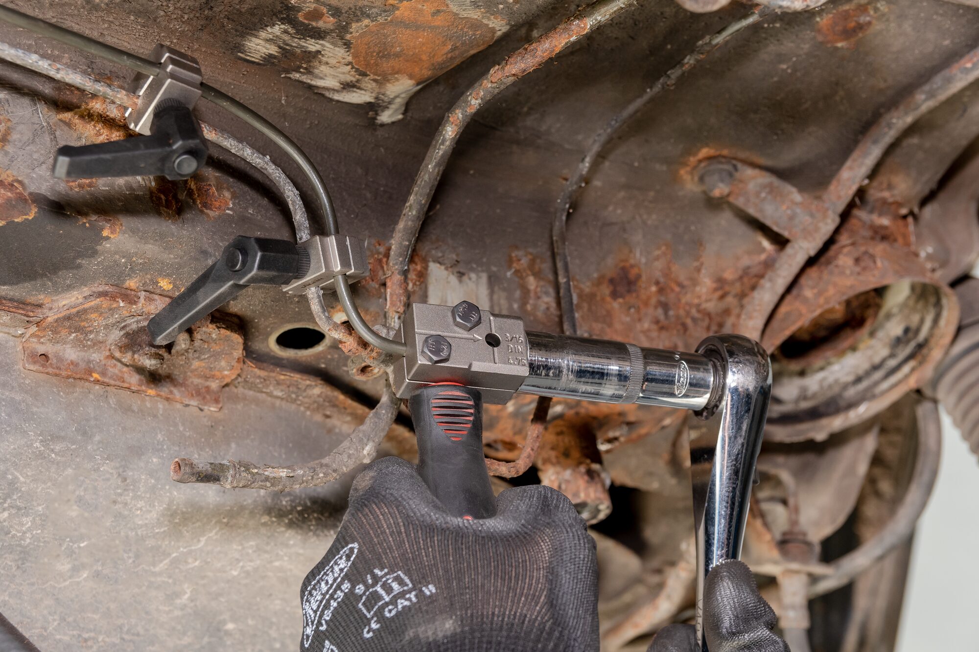 v7120_v4416anwendungpkw1